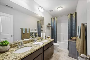 5645 Wooded Valley Way, Flowery Branch, GA 30542 - Photo 29