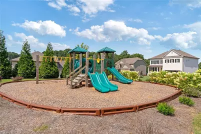 7905 Brewton Creek Drive, Cumming, GA 30028 - Photo 51