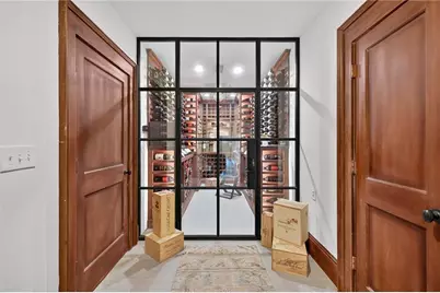 615 Burke Road NE, Atlanta, GA 30305 - Photo 51