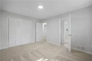 556 Roxbury Dr, Riverdale, GA 30274 - Photo 17