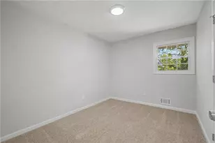 556 Roxbury Dr, Riverdale, GA 30274 - Photo 13