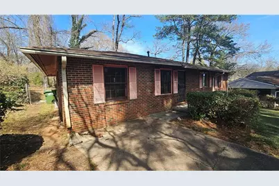 2481 Harvel Drive NW, Atlanta, GA 30318 - Photo 11
