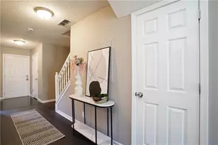 5338 Creekview Ln, Morrow, GA 30260 - Photo 5