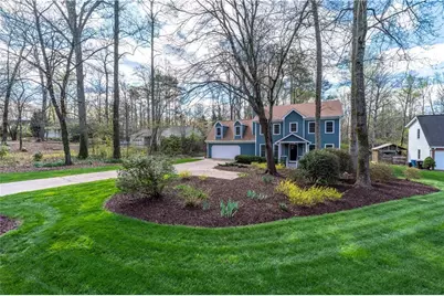 290 Oakmere Drive, Alpharetta, GA 30009 - Photo 3