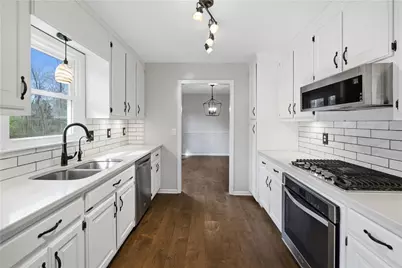 290 Oakmere Drive, Alpharetta, GA 30009 - Photo 13