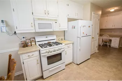 1585 Snow Hill Drive, Lawrenceville, GA 30045 - Photo 3