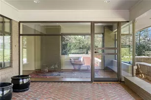 374 Londonberry Rd, Atlanta, GA 30327 - Photo 3