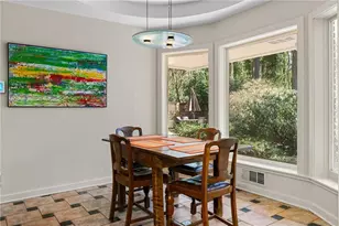 374 Londonberry Rd, Atlanta, GA 30327 - Photo 17