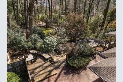 374 Londonberry Road, Atlanta, GA 30327 - Photo 79