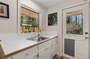 374 Londonberry Rd, Atlanta, GA 30327 - Photo 29