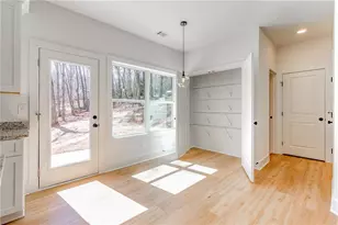 7603 Beachwood Dr, Murrayville, GA 30564 - Photo 15