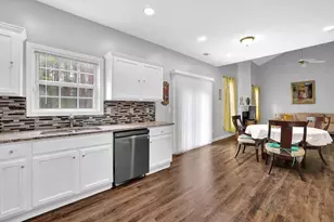 1208 Everwood Dr SW, Marietta, GA 30008 - Photo 21