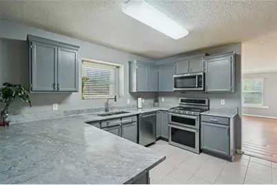 2100 Green Tree Court, Lithonia, GA 30058 - Photo 9