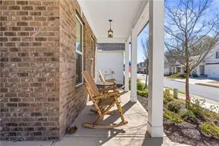 542 Bray St, Woodstock, GA 30188 - Photo 5