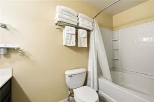 1649 Liberty Pkwy NW, Atlanta, GA 30318 - Photo 29