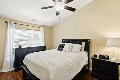 1649 Liberty Parkway NW, Atlanta, GA 30318 - Photo 23