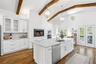 1450 Cheshire Way NE, Brookhaven, GA 30319 - Photo 9