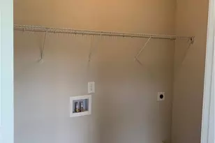 2540 Bear Mountain St, Lithonia, GA 30058 - Photo 13