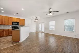 1797 Willow Branch Ln NW, Kennesaw, GA 30152 - Photo 5