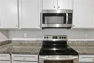 122 W Lexington Ave, Griffin, GA 30223 - Photo 9