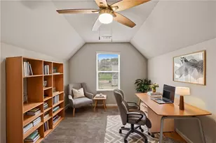 122 W Lexington Ave, Griffin, GA 30223 - Photo 3