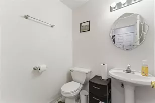 4237 Chestnut Lake Ave, Lithonia, GA 30038 - Photo 11