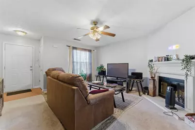 4237 Chestnut Lake Avenue, Lithonia, GA 30038 - Photo 5