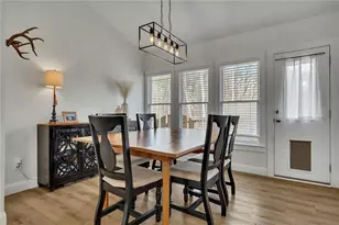 672 Wedgewood Dr, Woodstock, GA 30189 - Photo 9