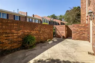 20 Stratford Hall Pl NE, Atlanta, GA 30342 - Photo 25