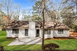 10164 Wooten Rd, Roswell, GA 30076 - Photo 13