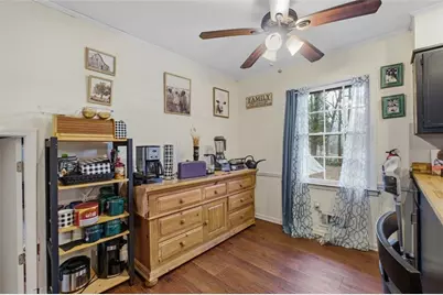 957 Rowland Road, Stone Mountain, GA 30083 - Photo 9