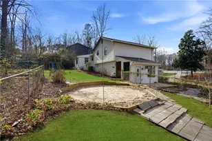 2404 Rhine Ct, Lawrenceville, GA 30043 - Photo 47