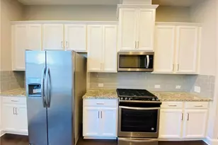 1815 Hislop Ln, Atlanta, GA 30345 - Photo 9