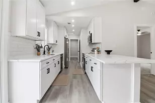 6075 Sumter Dr, Douglasville, GA 30135 - Photo 9