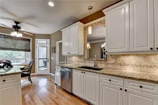 270 Graystone Way, Alpharetta, GA 30005 - Photo 17