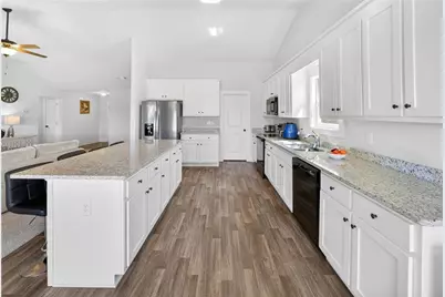 1302 River Mist Circle, Jefferson, GA 30549 - Photo 9