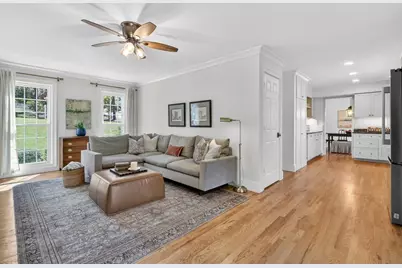 384 Lamplighter Lane SE, Marietta, GA 30067 - Photo 9