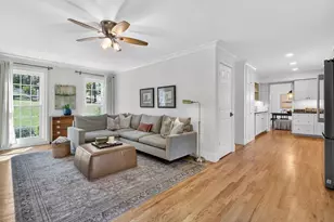 384 Lamplighter Ln SE, Marietta, GA 30067 - Photo 9