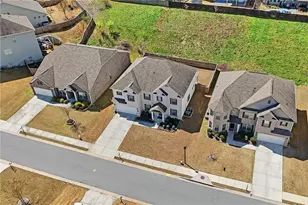 5560 Mirror Lake Dr, Cumming, GA 30028 - Photo 47