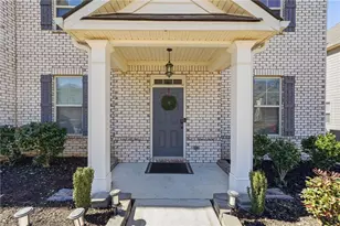 5560 Mirror Lake Dr, Cumming, GA 30028 - Photo 3