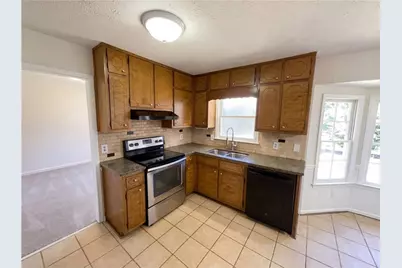 3186 Laurel Way, Snellville, GA 30078 - Photo 9