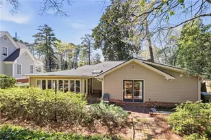 2059 Brookview Dr NW, Atlanta, GA 30318 - Photo 31