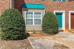 4612 Grand Central Pkwy, Decatur, GA 30035 - Photo 1