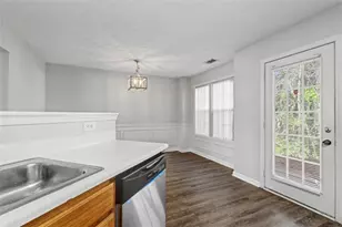 4612 Grand Central Pkwy, Decatur, GA 30035 - Photo 5