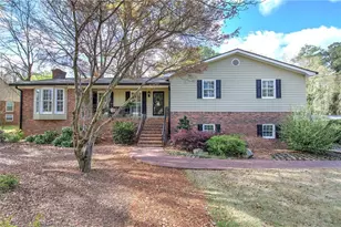 27 Walnut Dr, Cartersville, GA 30120 - Photo 3