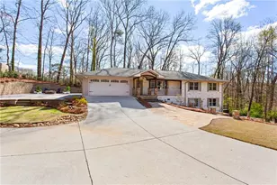 3711 Hickory Cir SE, Smyrna, GA 30080 - Photo 3