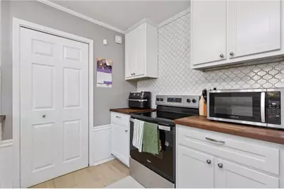 1389 Ashbrook Drive, Lawrenceville, GA 30043 - Photo 13