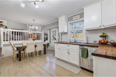 1389 Ashbrook Drive, Lawrenceville, GA 30043 - Photo 11