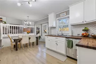 1389 Ashbrook Dr, Lawrenceville, GA 30043 - Photo 11