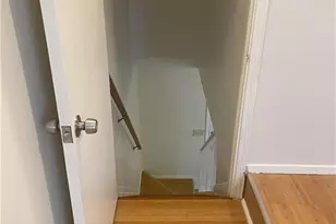 398 Prince of Wales, Stone Mountain, GA 30083 - Photo 3